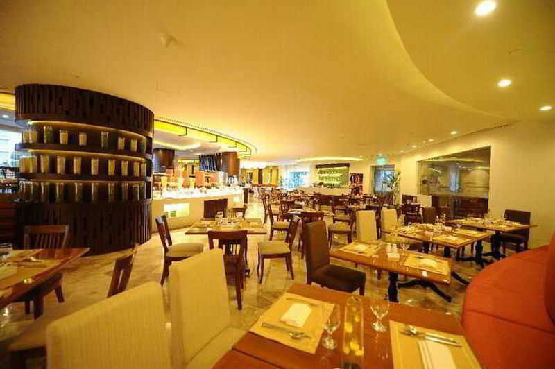 达沃市马可波罗酒店 外观 照片 The restaurant