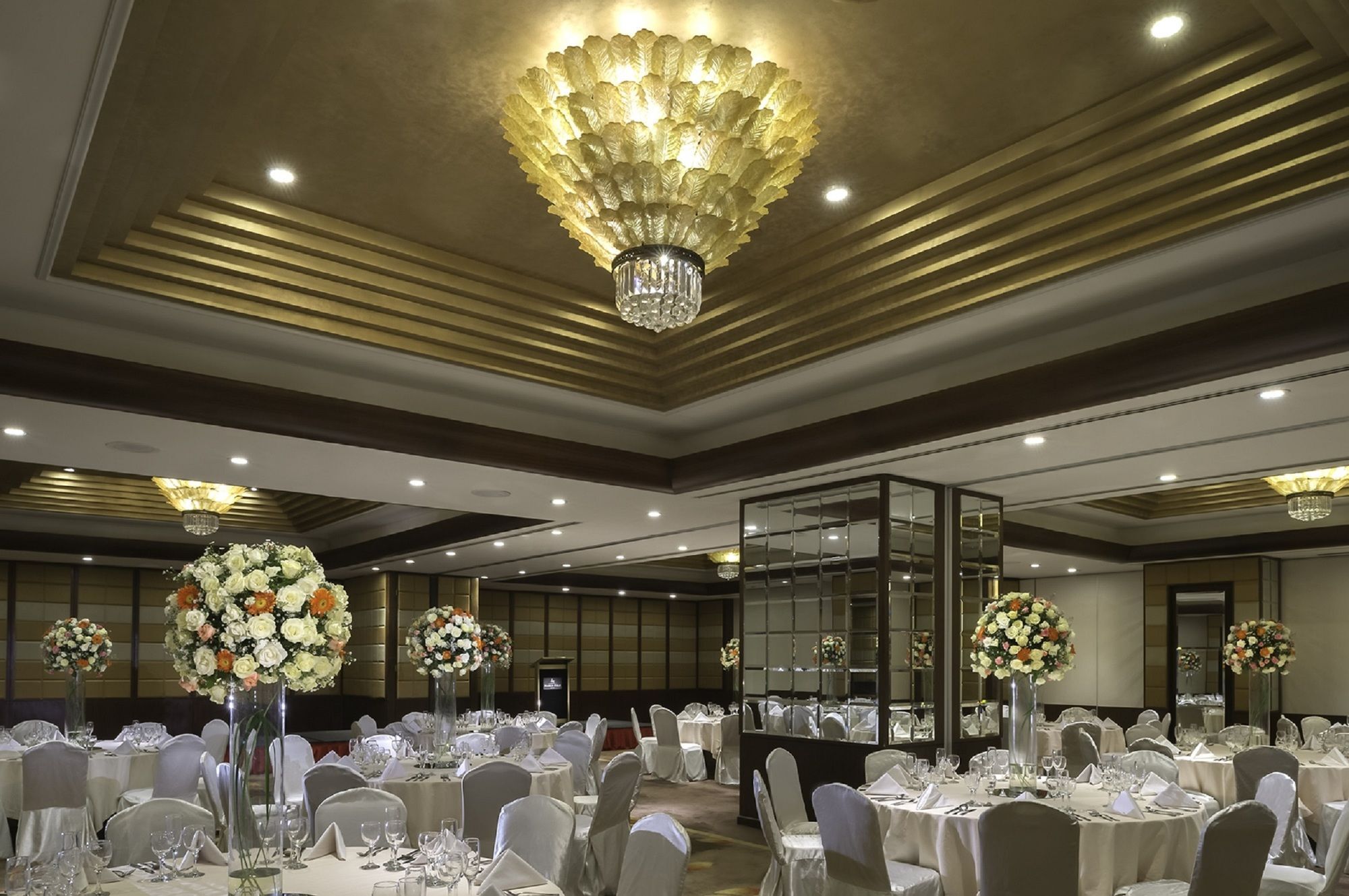达沃市马可波罗酒店 外观 照片 The ballroom